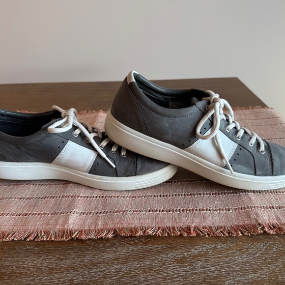 ECCO Soft Classic Gray Leather Sneakers Shoes Mens Size 10M - Picture 7 of 10